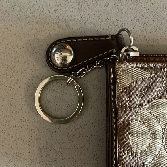 Coach Cardholder Keychain - Picture 3 of 4